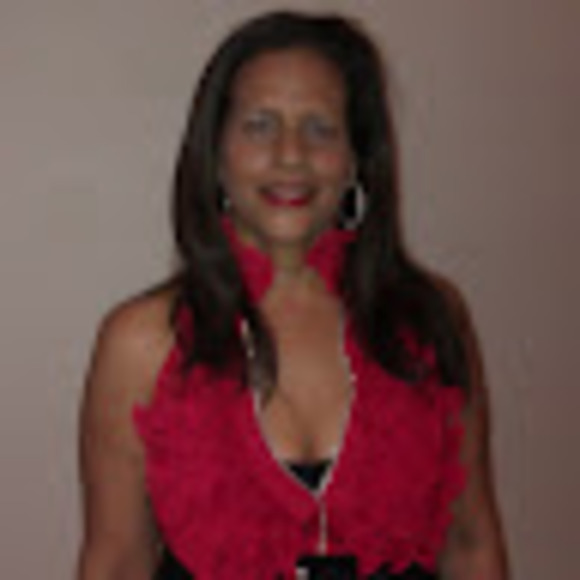 Meet your Posher, Hya - Picture 1 of 1